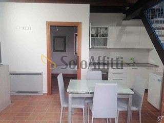 Trilocale in Affitto a Frascati, 900€, 75 m², arredato