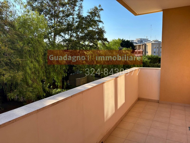 Quadrilocale in Affitto a Lecce, zona partigiani, 1'100€, 120 m², arredato