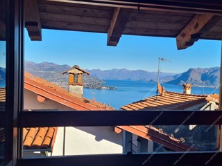 Villa in Vendita a Stresa, 139'000€, 172 m²