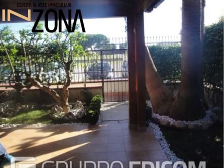 Quadrilocale in Vendita a Cerignola, 119'202€, 212 m²