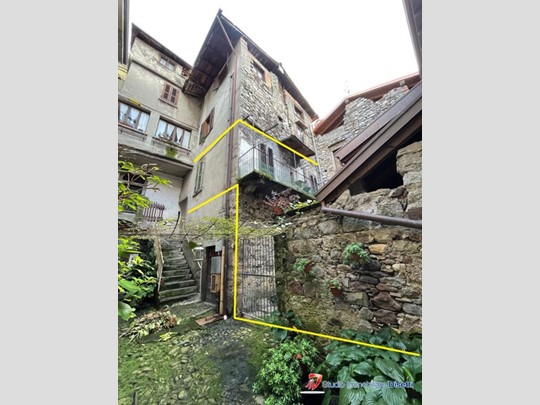 Trilocale in Vendita a Bienno, 29'000€, 75 m²