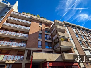 Appartamento in Vendita a Novara, 240'000€, 170 m²