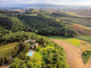 Rustico in Vendita a Volterra, 1'490'000€, 290 m²
