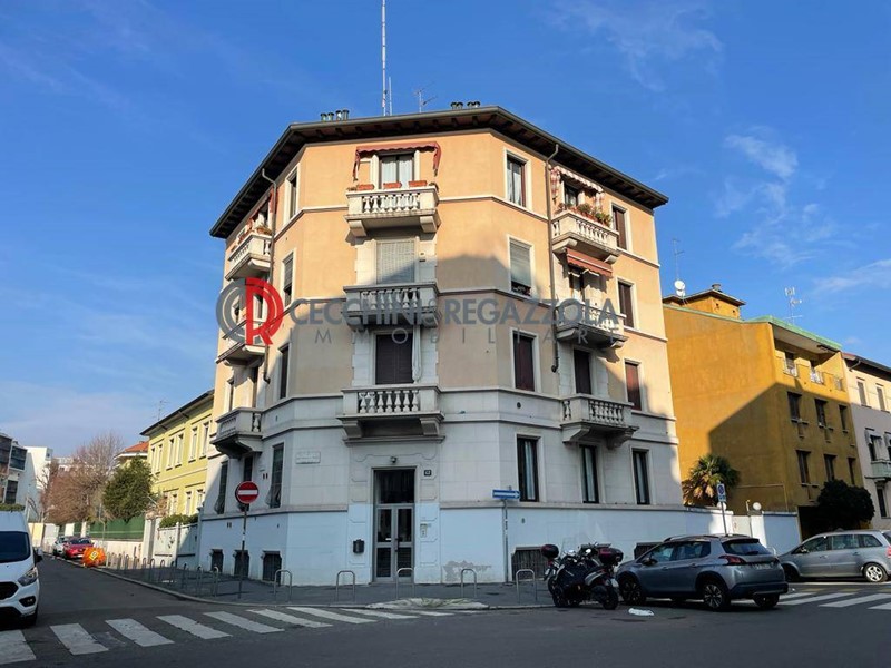Trilocale in Affitto a Milano, 1'300€, 113 m²