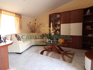 Quadrilocale in Vendita a San Nicola la Strada, 138'000€, 168 m²