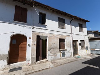 Casa Semi Indipendente in Vendita a Pralboino, 19'000€, 70 m²