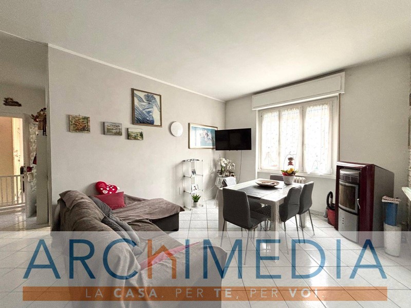 Trilocale in Vendita a Malnate, 95'000€, 80 m²