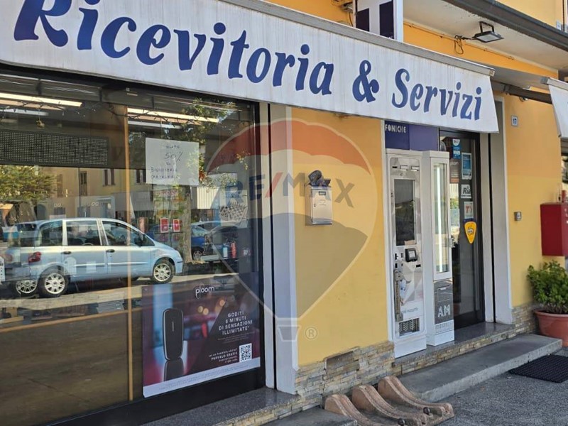Attività commerciale in Vendita a Occhiobello, 115'000€, 100 m²