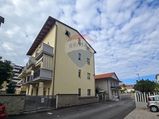 Trilocale in Vendita a Pescara, 99'000€, 58 m²