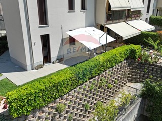 Quadrilocale in Vendita a Lecco, 545'000€, 130 m²