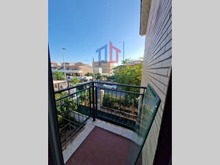 Trilocale in Vendita a Pomezia, 126'000€, 70 m²