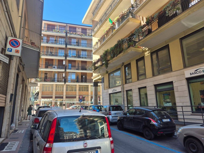 Box in Vendita a Avellino, 30'000&euro;, 20 m²