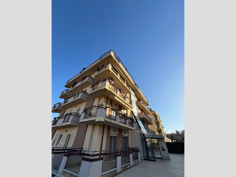 Quadrilocale in Vendita a Atripalda, 240'000&euro;, 130 m²