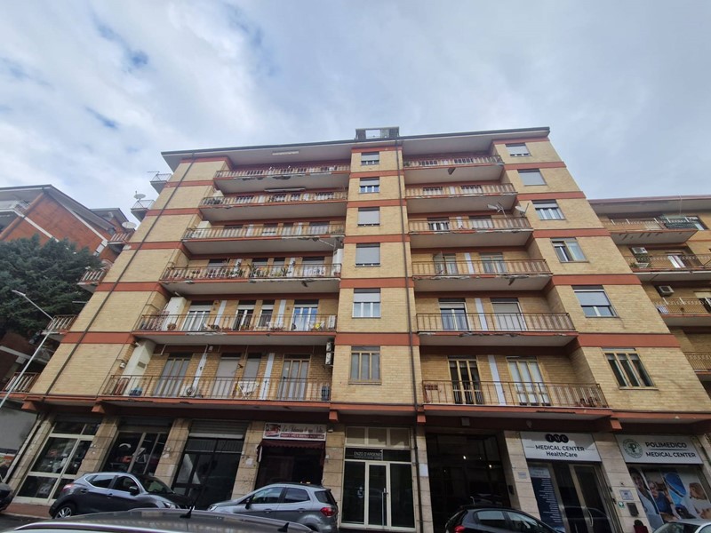 Quadrilocale in Vendita a Avellino, 159'000&euro;, 150 m²