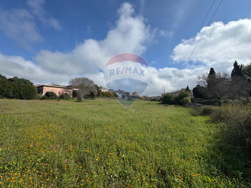 Terreno edificabile in Vendita a Modica, 680'000€, 7580 m²