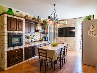 Trilocale in Vendita a San Giovanni la Punta, 68'000€, 70 m²