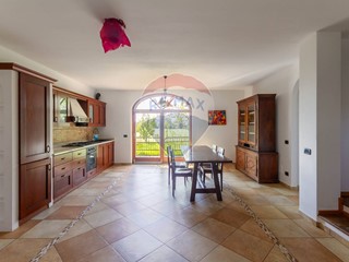 Villetta a schiera in Affitto a Inzago, 2'000€, 211 m²