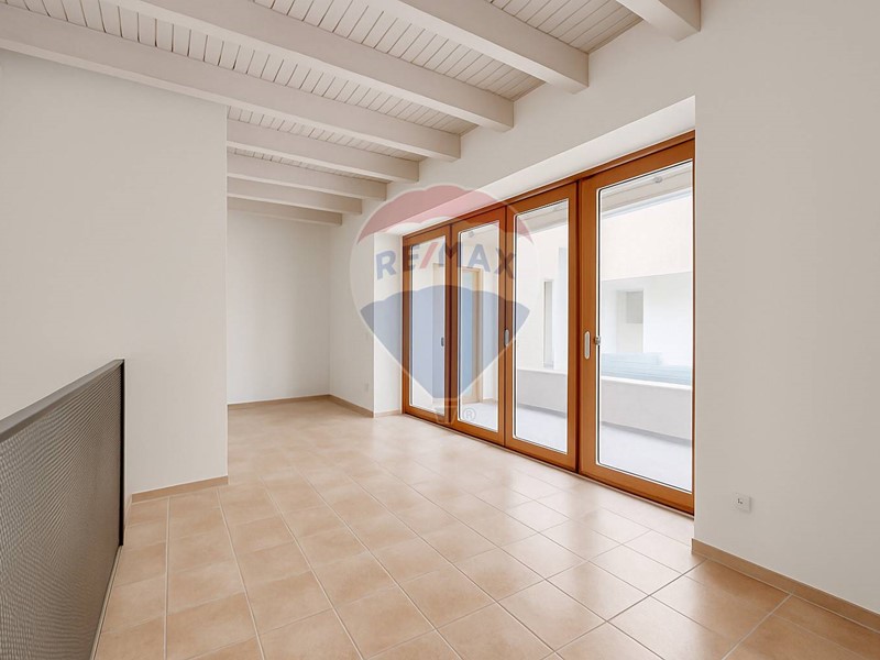 Trilocale in Vendita a Cornate d'Adda, 235'200&euro;, 118 m²
