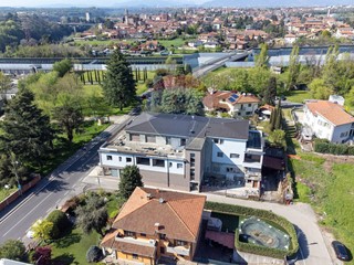 Quadrilocale in Vendita a Capriate San Gervasio, 309'000€, 125 m²