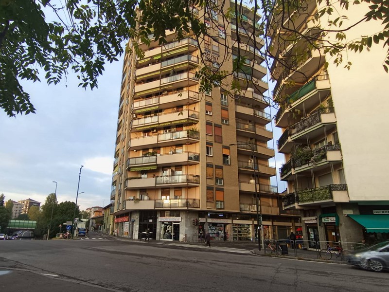 Trilocale in Vendita a Cinisello Balsamo, 217'000€, 90 m²