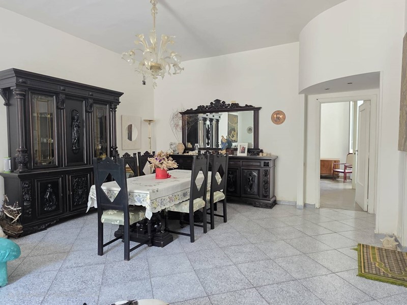 Quadrilocale in Vendita a Nocera Inferiore, 125'000€, 100 m²