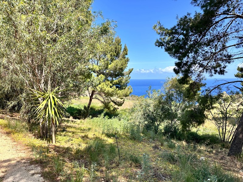 Villa in Vendita a Castellammare del Golfo, 285'000€, 90 m²