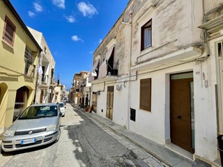 Casa Indipendente in Vendita a Castellammare del Golfo, 109'000€, 168 m²
