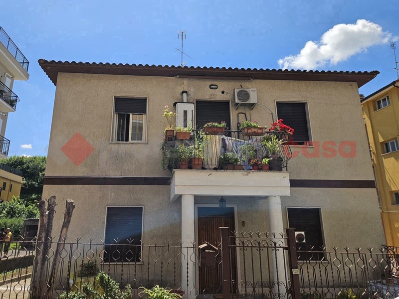 Trilocale in Vendita a Roma, 149'000€, 95 m²