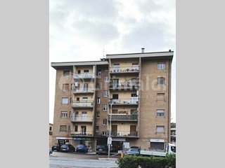 Trilocale in Vendita a Corciano, 100'000€, 89 m²