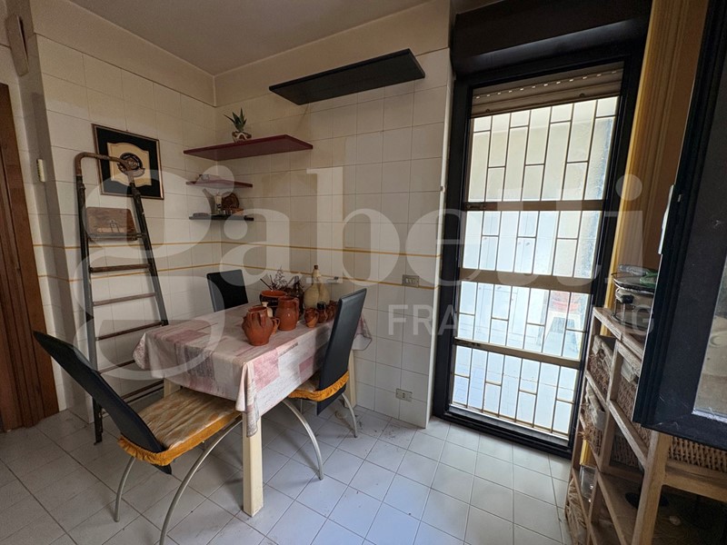Quadrilocale in Vendita a Bari, 260'000€, 120 m²
