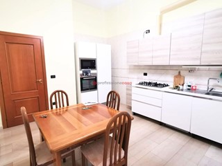 Quadrilocale in Affitto a Foggia, 650€, 120 m², arredato