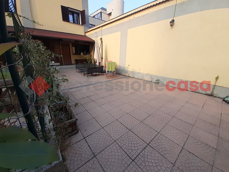 Bilocale in Vendita a Milano, 299'000€, 72 m², arredato