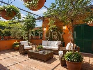 Appartamento in Vendita a Roma, 1'950'000&euro;, 200 m²