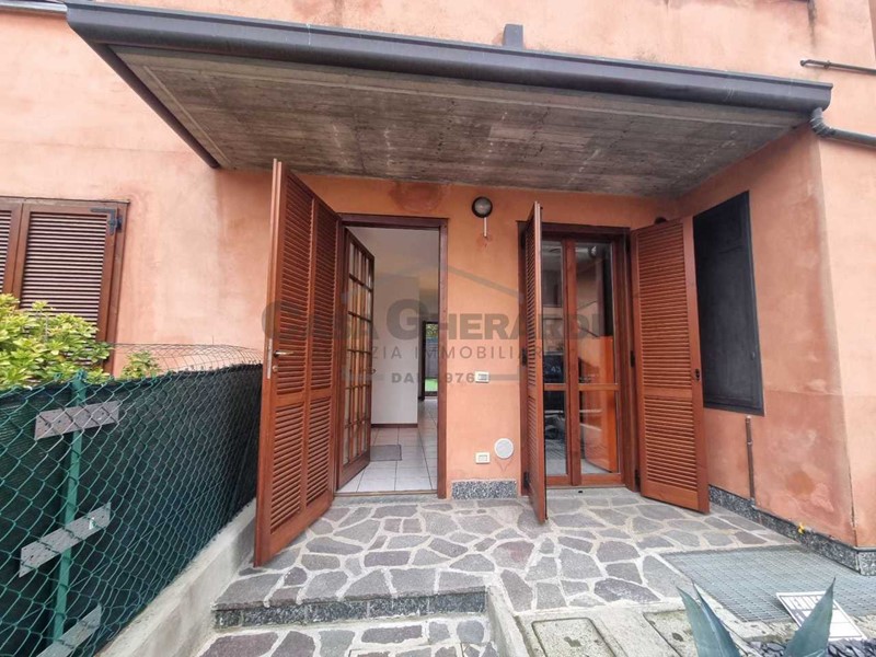 Monolocale in Vendita a Terno d'Isola, 98'000€, 60 m², con Box