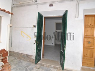 Appartamento in Affitto a Livorno, 650€, 55 m²