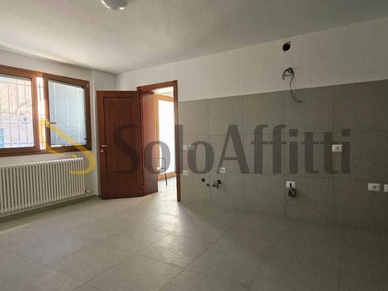 Quadrilocale in Affitto a Forlimpopoli, zona Centro Storico, 600€, 62 m²