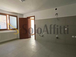 Quadrilocale in Affitto a Forlimpopoli, zona Centro Storico, 600€, 62 m²