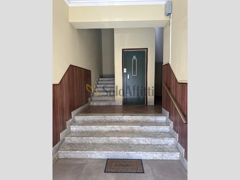 Bilocale in Affitto a Reggio Calabria, zona Viale Aldo Moro, 450€, 70 m², arredato