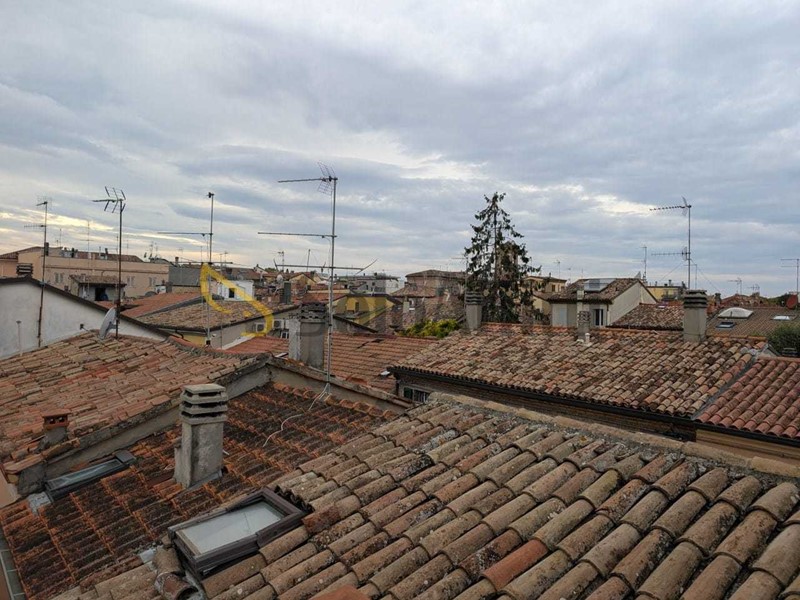 Quadrilocale in Affitto a Rimini, 1'100€, 80 m², arredato