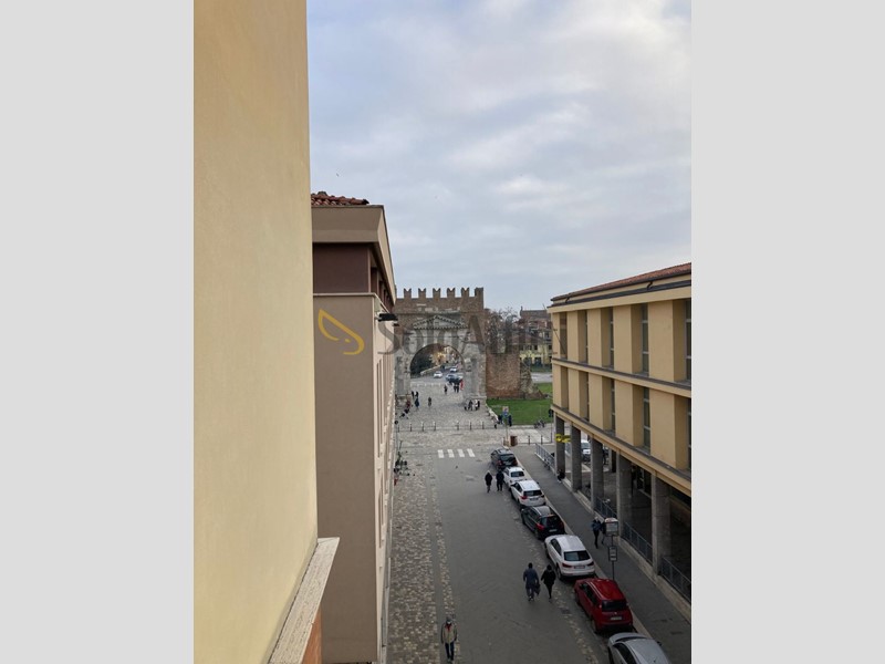 Quadrilocale in Affitto a Rimini, zona Centro Storico, 990€, 110 m², arredato