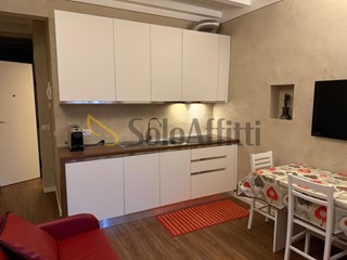 Bilocale in Affitto a Brescia, 900€, 50 m², arredato