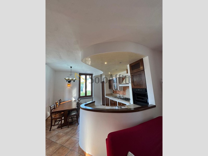 Bilocale in Affitto a Brescia, 800€, 90 m², arredato