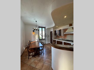 Bilocale in Affitto a Brescia, 800€, 90 m², arredato