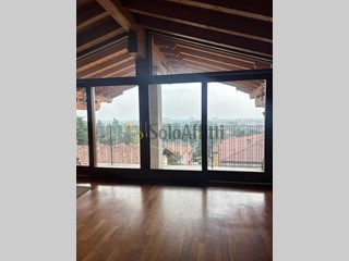 Quadrilocale in Affitto a Brescia, 1'500€, 140 m², con Box