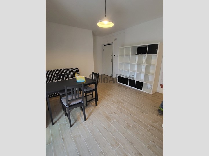 Trilocale in Affitto a Senigallia, zona Centro, 1'300€, 70 m², arredato, con Box