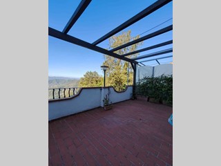 Casa Semi Indipendente in Vendita a Calice al Cornoviglio, 139'000€, 140 m²