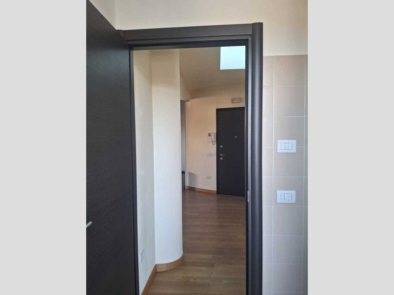 Ufficio in Affitto a Perugia, 700€, 60 m²