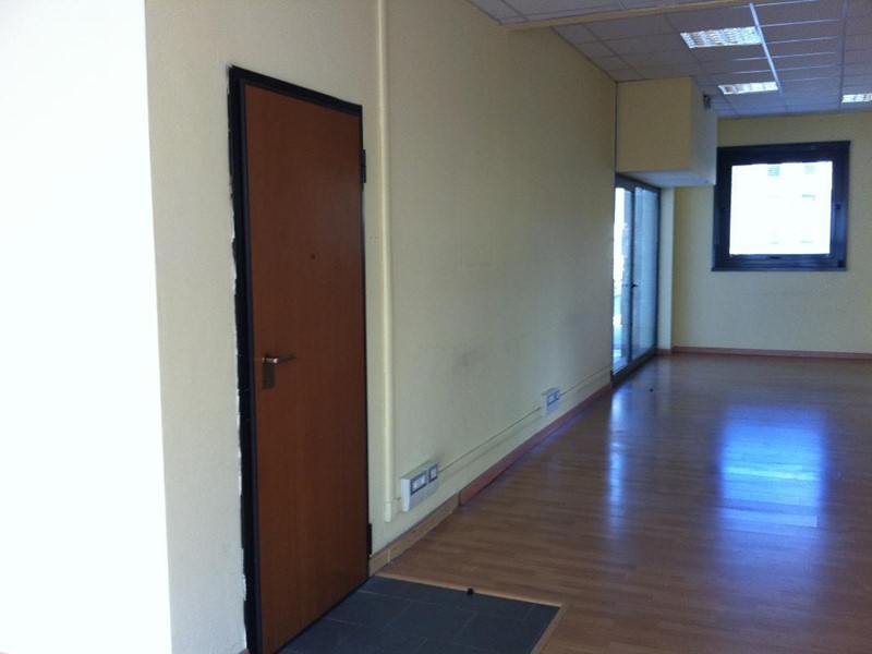 Ufficio in Vendita a La Spezia, zona Centro, 250'000€, 200 m²