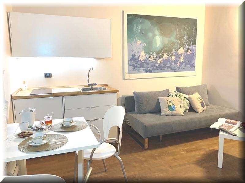 Bilocale in Affitto a Bologna, zona Saragozza, 1'100€, 45 m², arredato