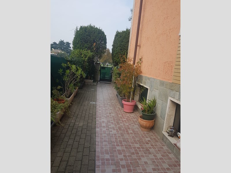 Trilocale in Affitto a Collegno, zona Terracorta , 650€, 75 m², arredato